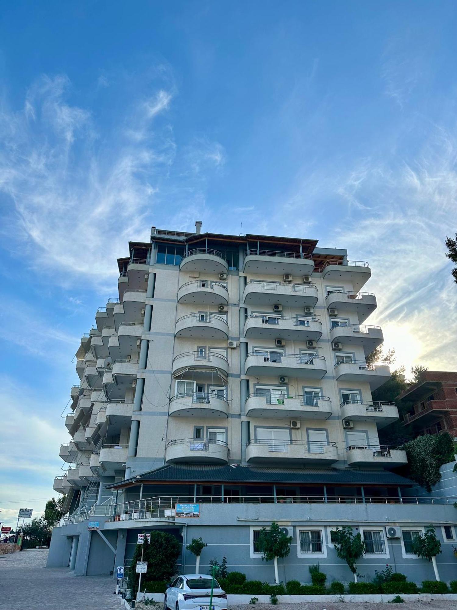Aqua Apartments Seaview Саранде Екстериор снимка