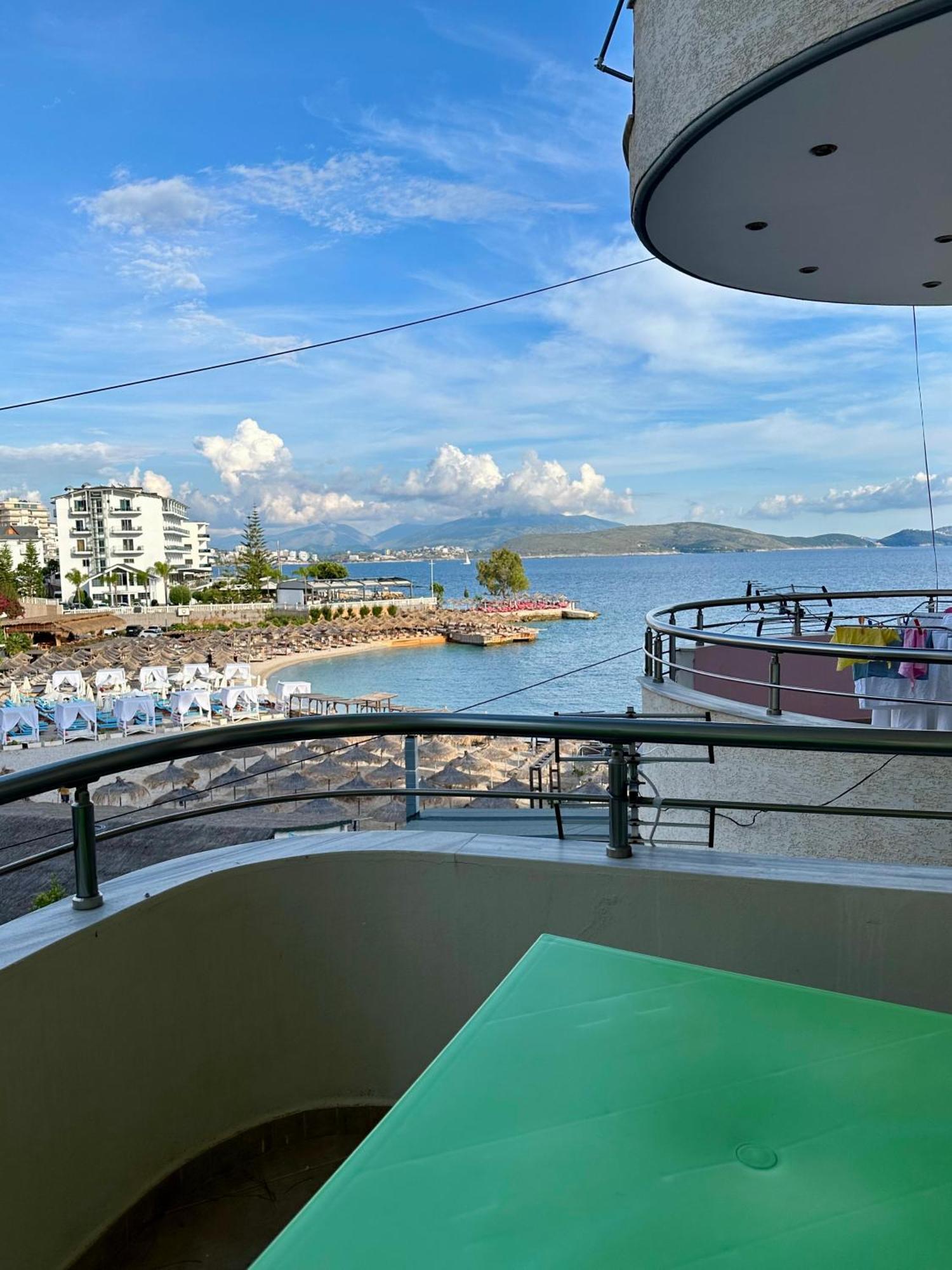 Aqua Apartments Seaview Саранде Екстериор снимка