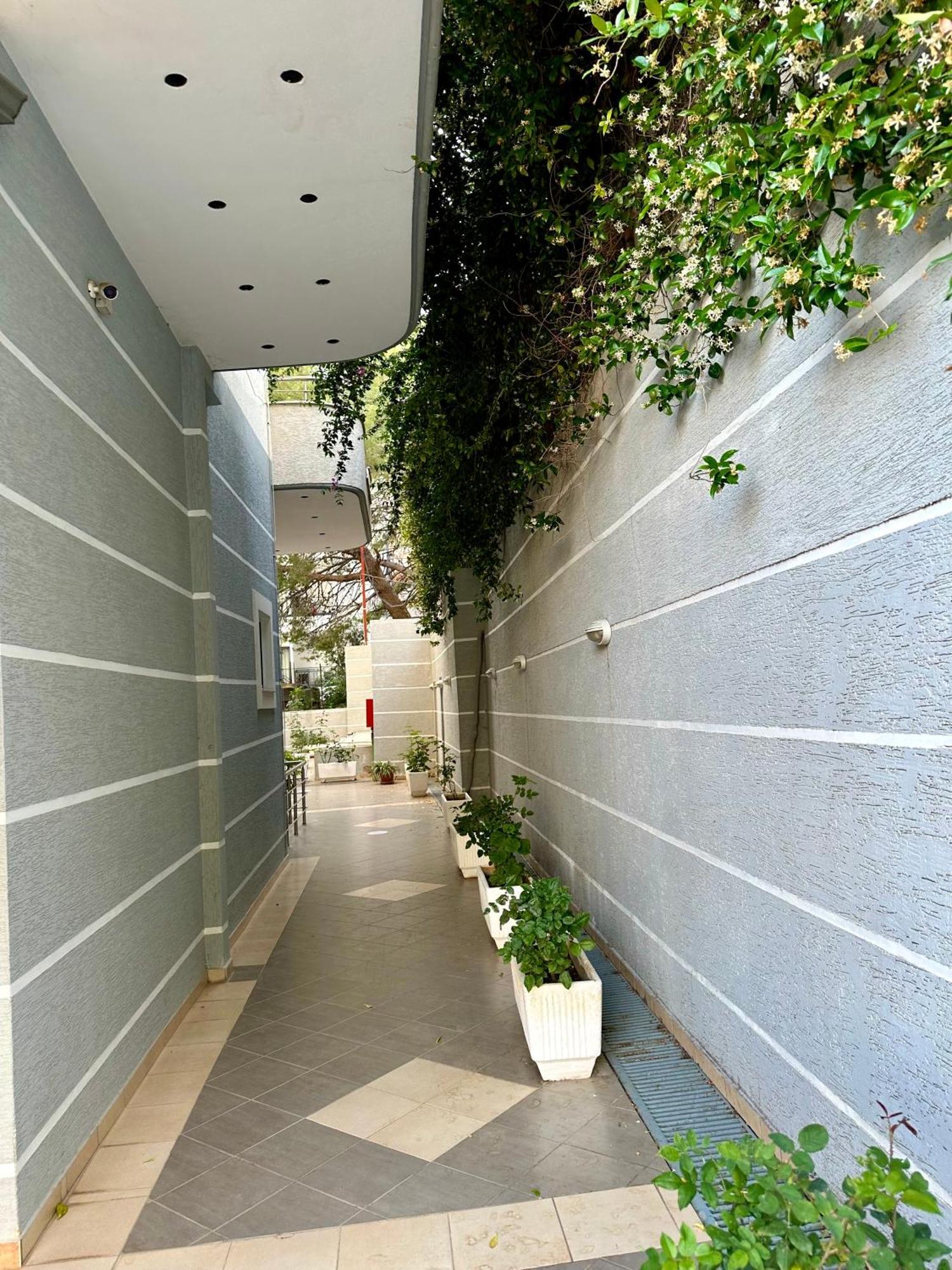 Aqua Apartments Seaview Саранде Екстериор снимка